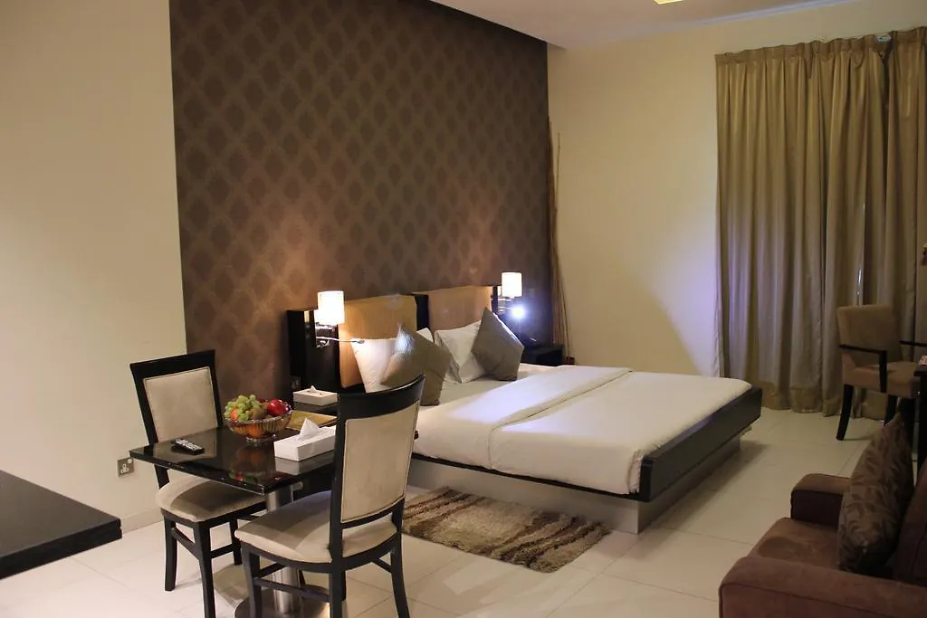 Royal Ascot Hotel Apartment - Kirklees 2 迪拜 4*,