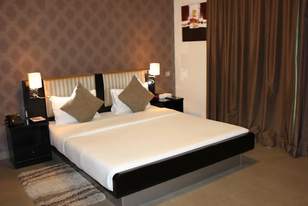 Royal Ascot Hotel Apartment - Kirklees 2 Dubai United Arab Emirates