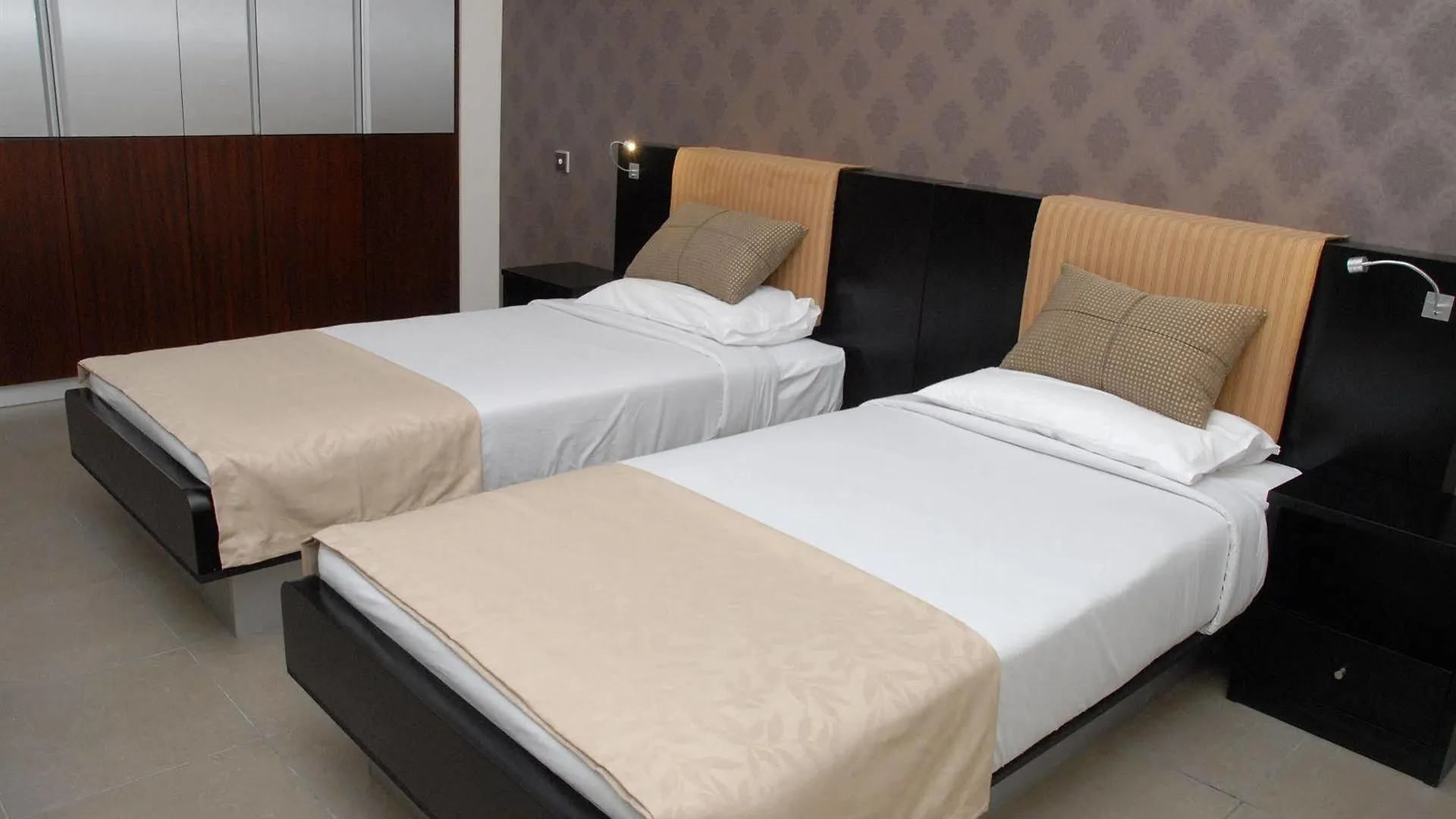 公寓式酒店 Royal Ascot Hotel Apartment - Kirklees 2 迪拜