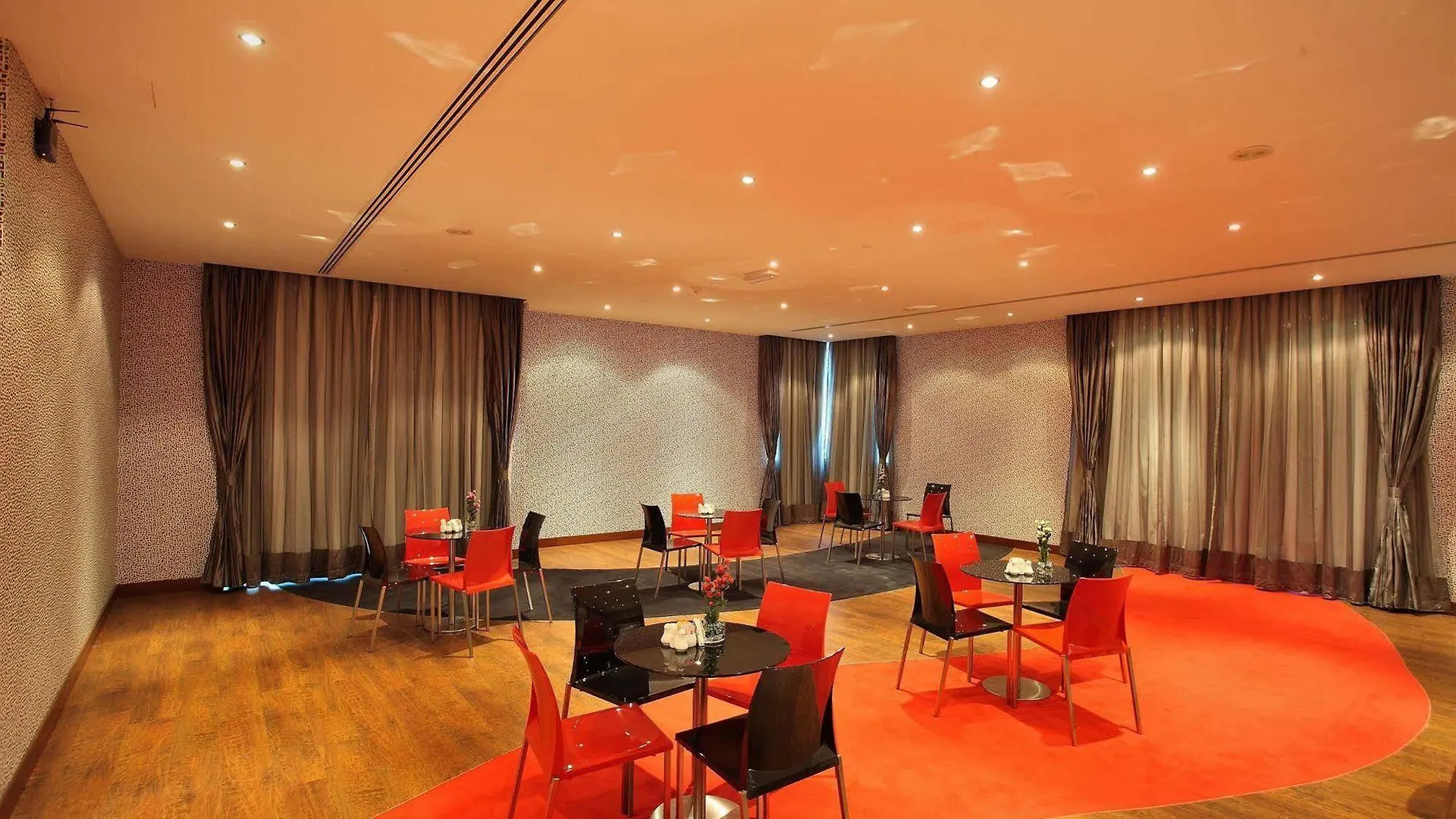 Royal Ascot Hotel Apartment - Kirklees 2 迪拜 阿拉伯联合酋长国